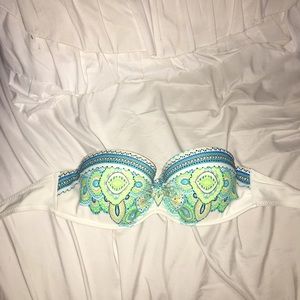 Strapless bikini top